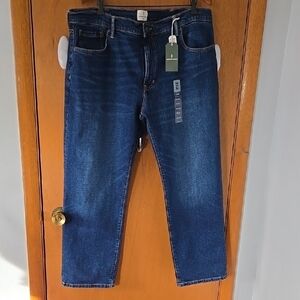 NWT, Mutual Wave Brand Ladie's Blue Jeans, Size 40x 30 (16/18)